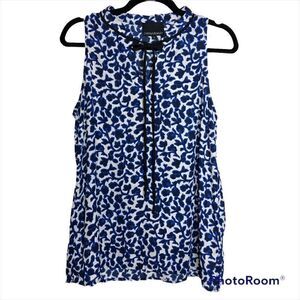 Cynthia Rowley Sleeveless Blouse size Medium Blue/Cream